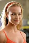 Yvonne Strahovski Picture 3