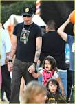 Billy Bob Thornton is a Pumpkin Papa | billy bob pumpkin patch 08 ...
