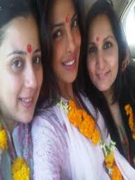 post pics of priyanka with her friends??????????? - Priyanka ... - 3027622_1349078149554.75res_300_400