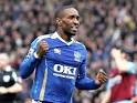 http://www.tracknfieldgear.com/blog/wp-content/uploads/2009/11/defoe.jpg