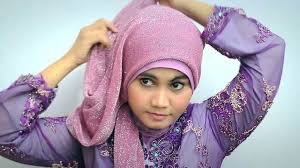Tips Memilih Model Kerudung untuk Kebaya Muslim