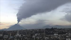 Volcán Tungurahua Ecuador Actividad - Página 2 Images?q=tbn:ANd9GcQmBTjBBH-B6QSRLTRPPyZwZB_kK48g19GIFqxm3lVVJnKVVCPE