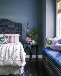 How to Decorate Your First Apartment - First Apartment Decorating ...