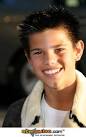 http://www.babypicturesphotos.net/wp-content/uploads/2010/05/taylor-lautner-baby-pictures.jpg