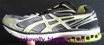 PUSAT SEPATU MIZUNO MURAH: Sepatu Voli Pria Terbaik Merek Asics