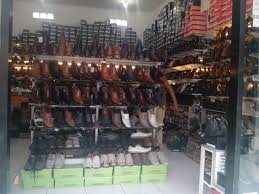 Sepatu Cibaduyut, Meskipun Murah Tapi Awet & Gak Murahan | Cauchy ...