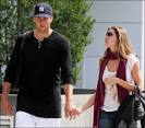 Tom Brady, Gisele Bundchen Photo Sparks Ridicule - The Hollywood ...