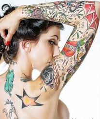 girl with tattoo sleeves