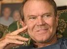 Photo of Glen Campbell in 2004