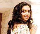 Deepika Padukone in “Bachna Ae