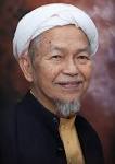 MACHANG: Datuk Nik Abdul Aziz