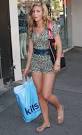 http://www3.pictures.fp.zimbio.com/JEMMA%2BMCKENZIE%2BBROWN%2BShopping%2BKitson%2BSw3K7lgc376l.jpg
