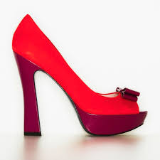 Fashionable Women Don their Best High Heeled Shoes | Fashion World