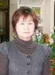 秋山 ひと美: 年齢：-: 業界