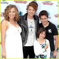 http://cdn04.cdn.justjaredjr.com/wp-content/uploads/headlines/2009/06/ashley-leggat-michael-seater-crash-prom.jpg