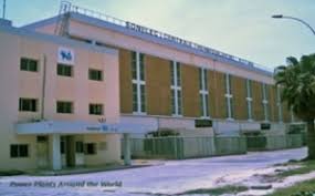 عمال الشركة طالبوا بتعميم العلاوات على كل الموظفين 