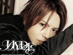http://fc06.deviantart.net/fs12/f/2006/334/7/9/__HYDE_Wallpaper___by_HYDEMASQUERADE.jpg