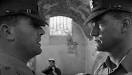 Ian Hendry et Ian Bannen dans