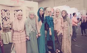 Tips Berhijab Cantik Sesuai Bentuk Wajah
