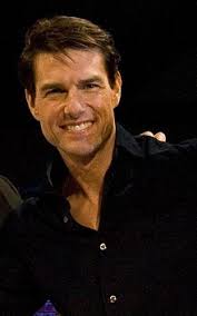  Tom Cruise porte plainte pour diffamation 