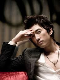 Song Seung-Heon - Page 13 Images?q=tbn:ANd9GcR7hZfPk2wYV1MJhRHJM7ecU9QGIBooELh7TOWCZl_13XbGNx1C