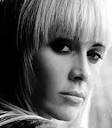 http://www.picgifs.com/celebrities/a/anouk/celebrities-anouk-482719.jpg