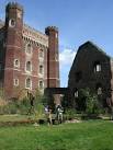 "Reframing the Picturesque" – installation art at Tattershall - via Daymix