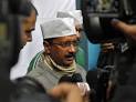 Kejriwal under fire: Damania quits; Bhushan, Yadav release damning.