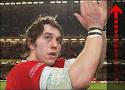 Ryan Jones applauds the Millennium Stadium crowd - _45480400_jones_positive_416