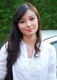 Artis-Indonesia-Terpopuler-Asmirandah.jpg (880�?1221) | February ...