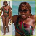 Serena Williams toma un baño junto a varios amigos mientras disfruta de las ... - images?q=tbn:ANd9GcRDwAN8cPs2M8otaYRErzuDZU0EQwos95GmD8xDALtFRHqu0Iby1IKuyg