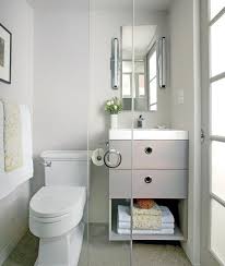 42 Desain Kamar Mandi Sempit Minimalis Ukuran Kecil Yang Cantik ...