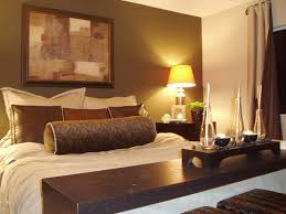 Bedroom Decorating Ideas For Young Couples : Modest Bedroom ...