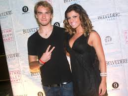 Bilion&aacute;rio Olin Batista pegou panicat Babi Rossi em festa de luxo ...