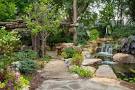 Garden path design – how to choose the best material and vision?