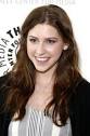 Eden Sher Plays 'Sue Heck' in