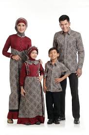 Anggun dan Elegannya Busana Batik Muslim