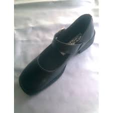 sepatu pantofel 2-500x500.jpg