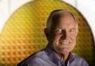 Intel Chairman C
raig Barrett h ...