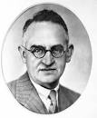 Andrew Robertson was born in 1883 in Lancashire, the son of a marine ... - images?q=tbn:ANd9GcRN07sD8AeDFIY6ol3Of0p029EsIySVMaluXhwcSQ-F-MIrI0F0hbjvY_59
