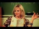 High School Dating Advice: How to Flirt with Body Language -- for