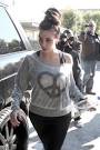 http://www2.pictures.stylebistro.com/pc/Kim%2BKardashian%2BUpdos%2BHair%2BKnot%2Bd9TfXrEAyeyl.jpg
