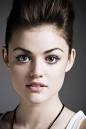 http://images4.fanpop.com/image/photos/24000000/Lucy-Hale-lucy-hale-24057364-320-480.jpg