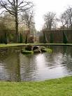 Ring Pond at Chatsworth House - via Daymix