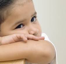  Halitosis infantil: causas del mal alimento en los niños