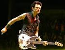 http://media.wths.net/zaban/lloyd/Images/mike_dirnt.jpg