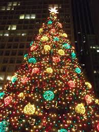 مجموعة صور لأجمل ـشجرة عيد الميلاد - صفحة 8 Images?q=tbn:ANd9GcRWIaz1SRefd4DLWqeqKV-uQrg2mEz_qWr6cTlyyxWwdgdJm2Ei