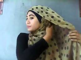 Cara Memakai Jilbab Modis Anggun ExBelo blogspot com - YouTube