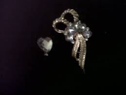 Aksesoris Jilbab Murah Bentuk Bunga Dan Hati|Aksesoris Jilbab ...