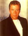 http://www.nndb.com/people/632/000022566/William_Shatner.jpg